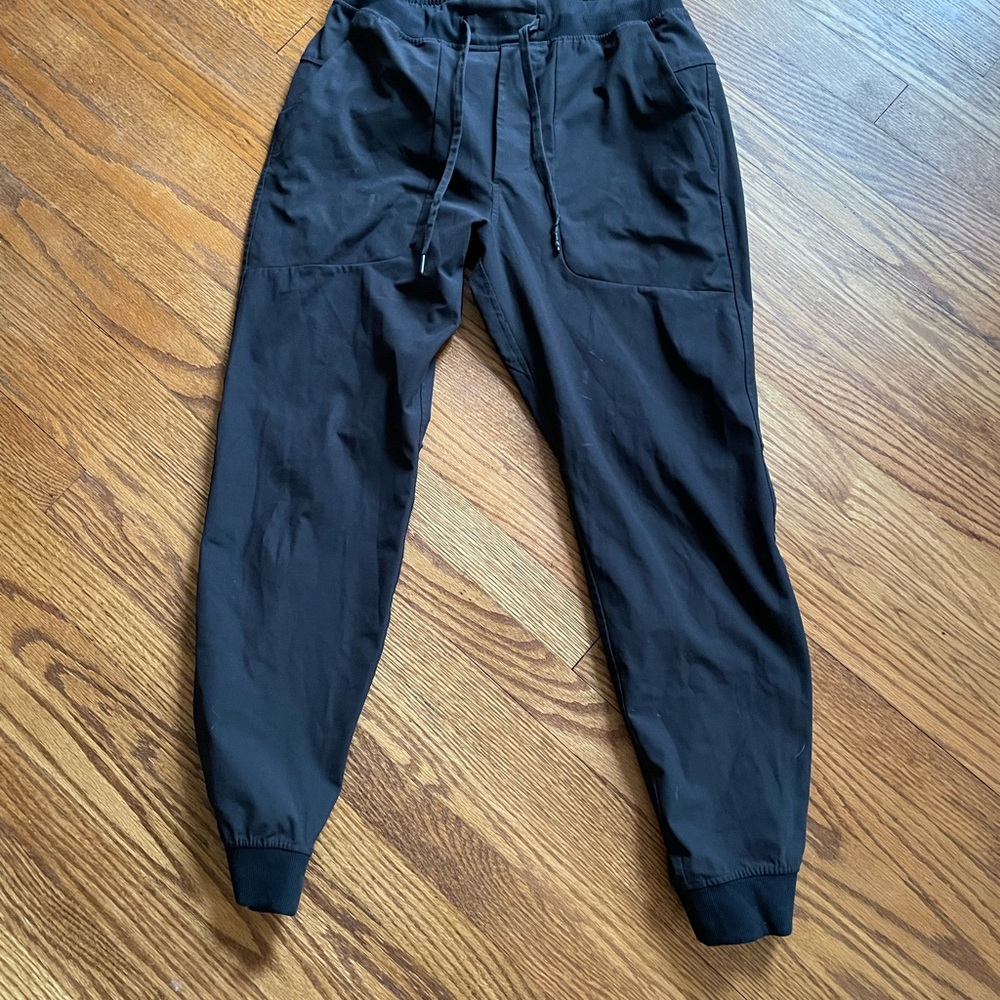 Lululemon joggers